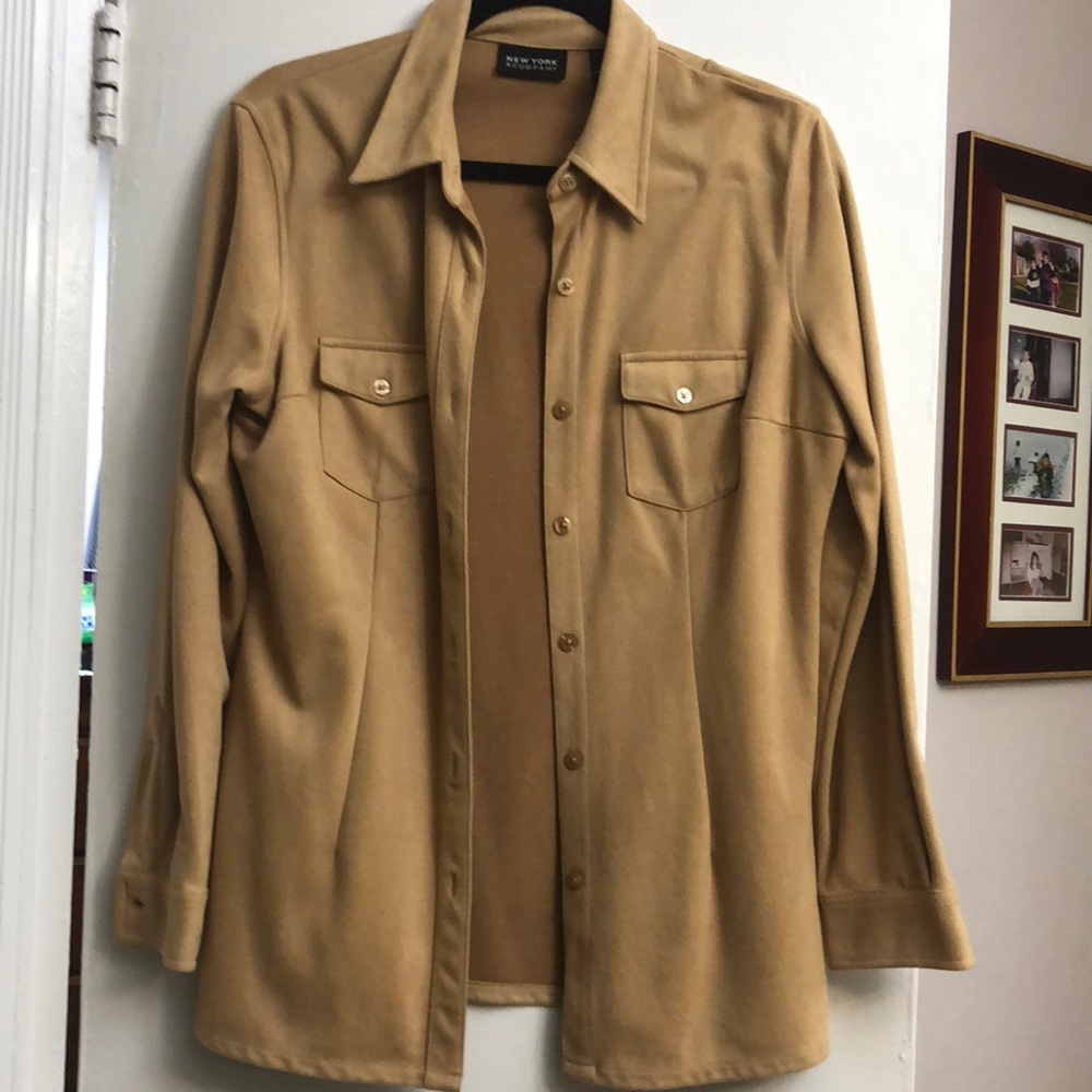 Women’s button down blouse